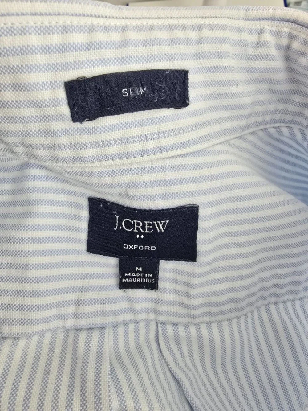 J. Crew Men’s Light Blue and White Oxford Slim Flex Button Down Shirt Men M